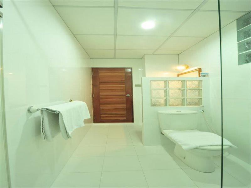 Lullaby Inn Silom Bangkok Esterno foto