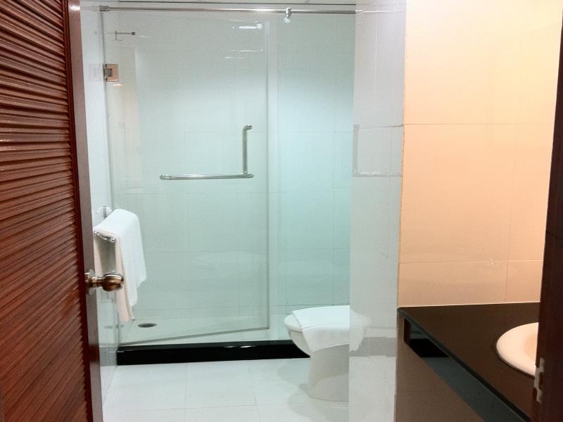 Lullaby Inn Silom Bangkok Esterno foto