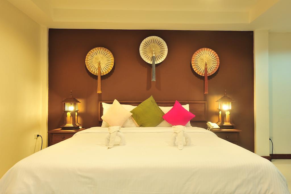Lullaby Inn Silom Bangkok Esterno foto